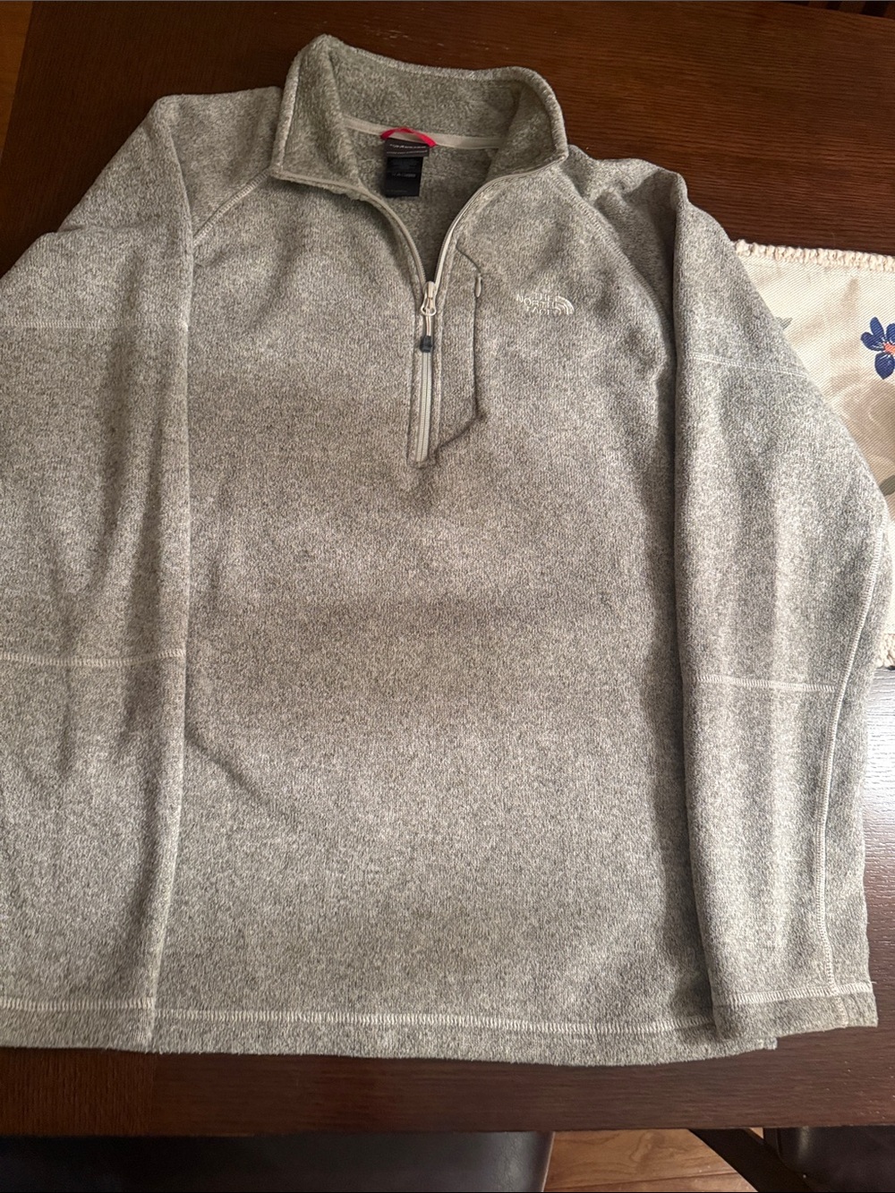 The North Face Men’s Heather Gray Half-Zip Fleece Pullover